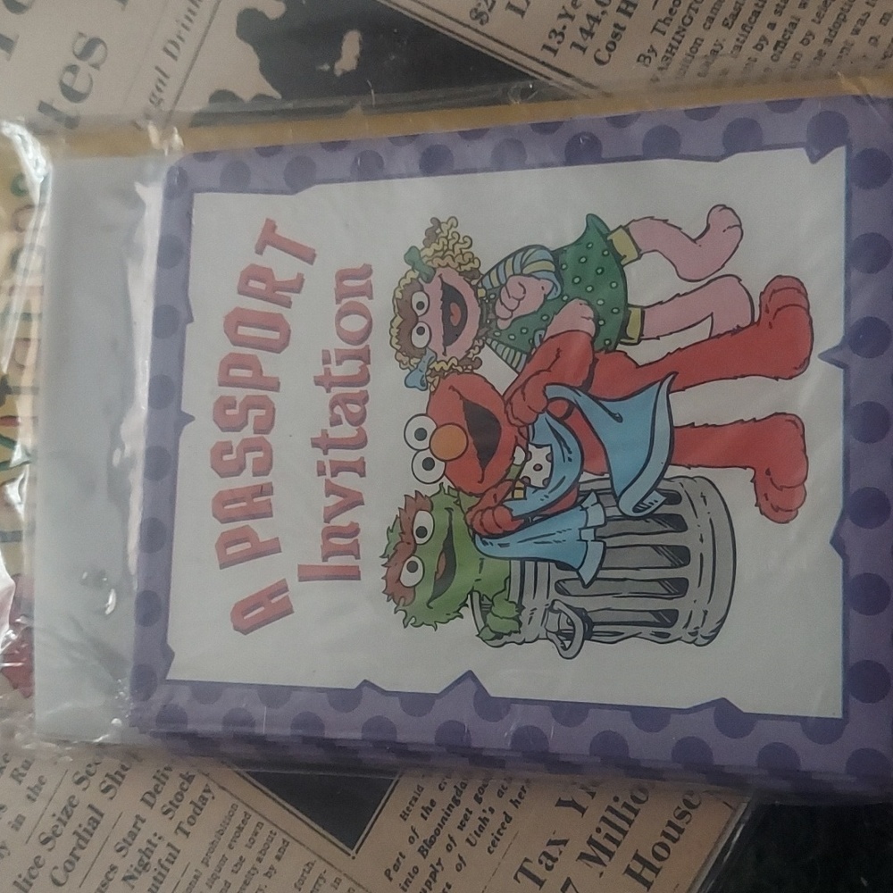 80s? 90s? Retro sesame street invitations!